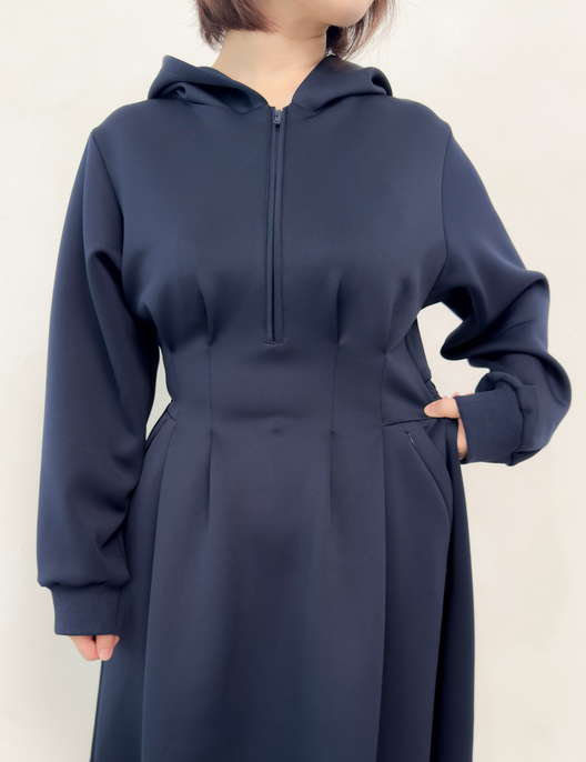 【ベーシックライン】ダブルポケットパーカーワンピ