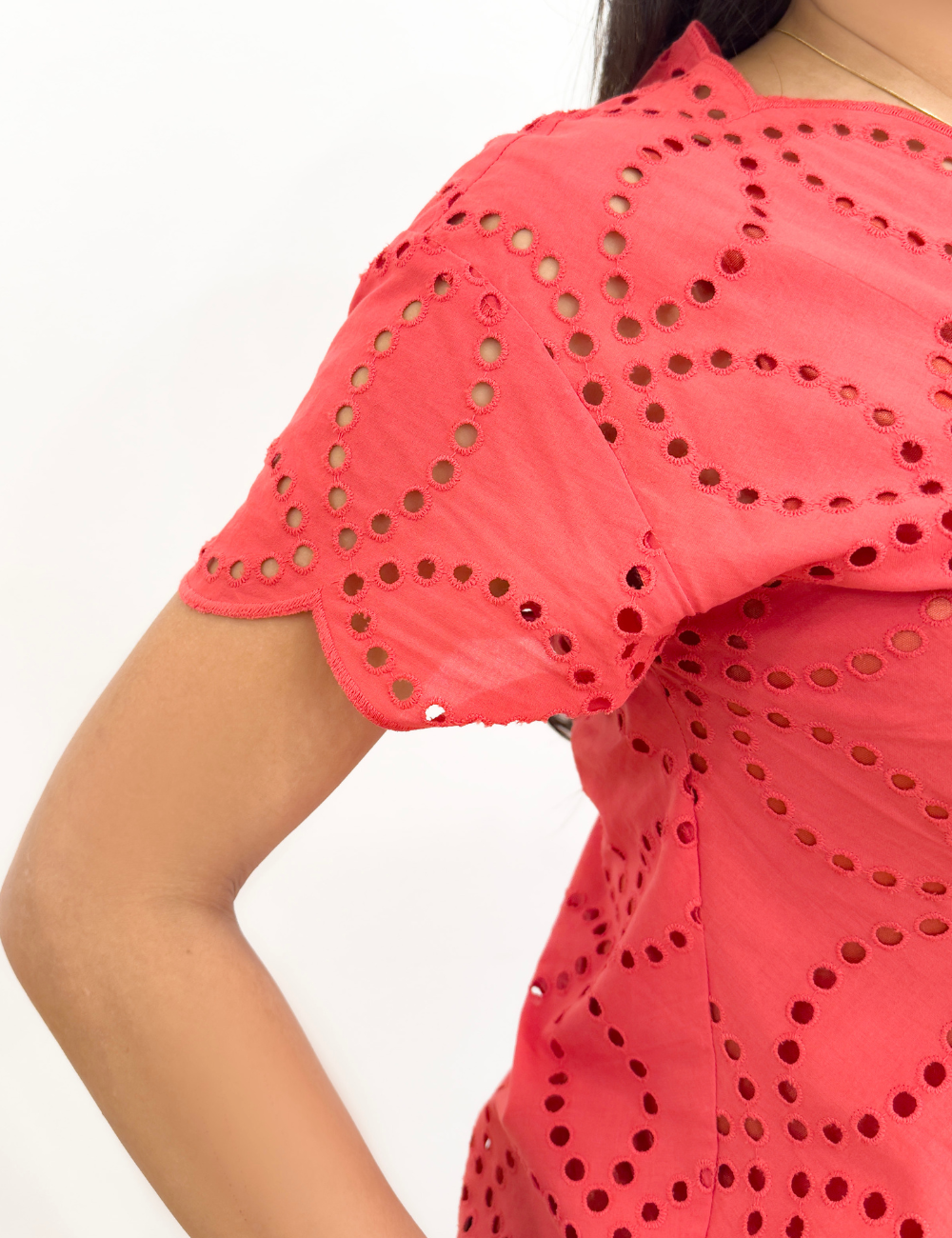 CINEMATIQ 【セットアップ可能】ヴェネツィアンレーストップス ブリックレッド ディティール