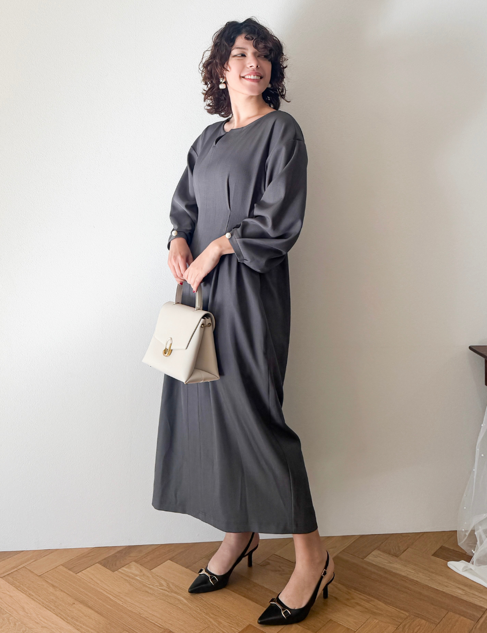 キーネックパールワンピ - Pinup Closet ONLINE STORE