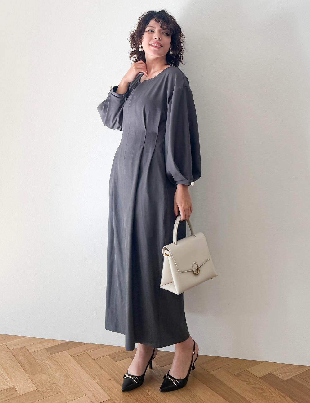 キーネックパールワンピ - Pinup Closet ONLINE STORE