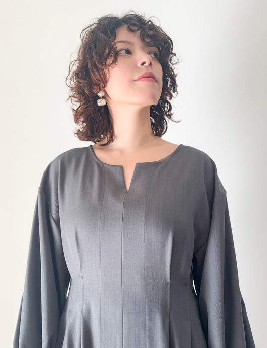 キーネックパールワンピ - Pinup Closet ONLINE STORE