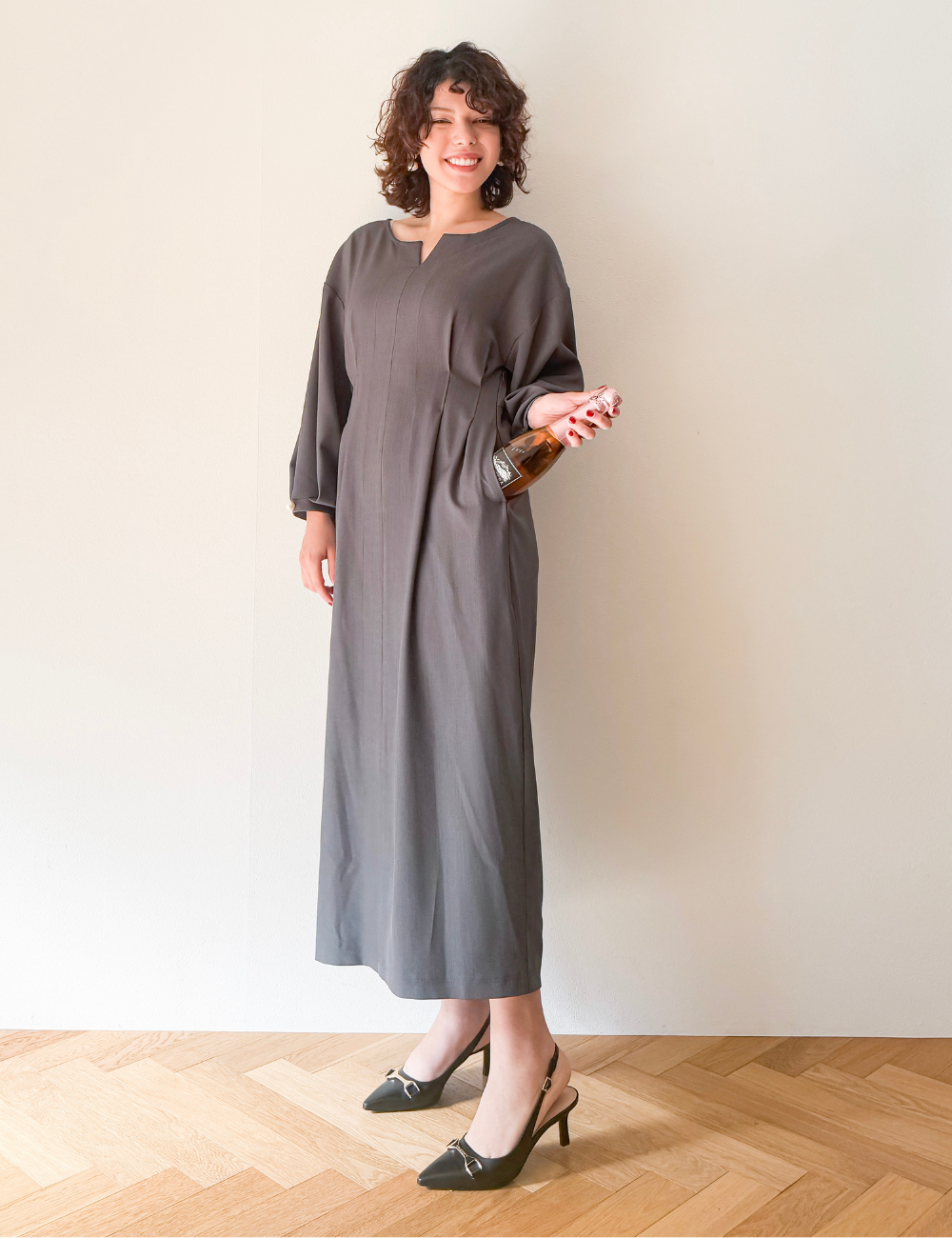 キーネックパールワンピ - Pinup Closet ONLINE STORE