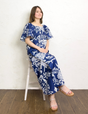 Lace ribbon dress
