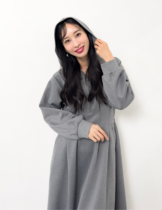 【ベーシックライン】ダブルポケットパーカーワンピ