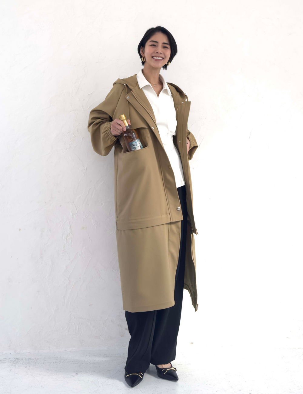 CINEMATIQ 【日本製制電生地】デイリーBAGレインコート カーキ 機能説明