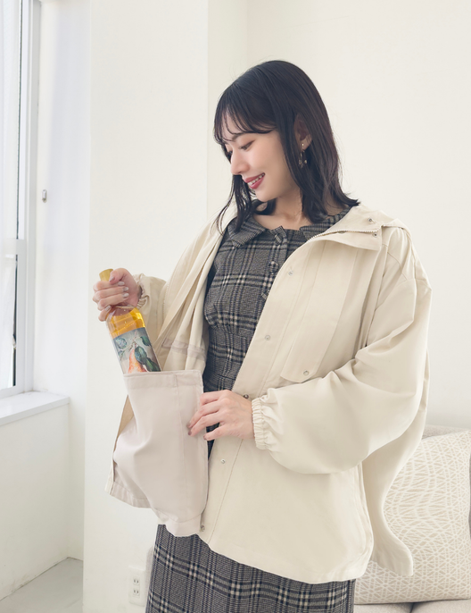 CINEMATIQ 【日本製生地】撥水難燃タウンジャケット アイボリー 斜め モデル着用