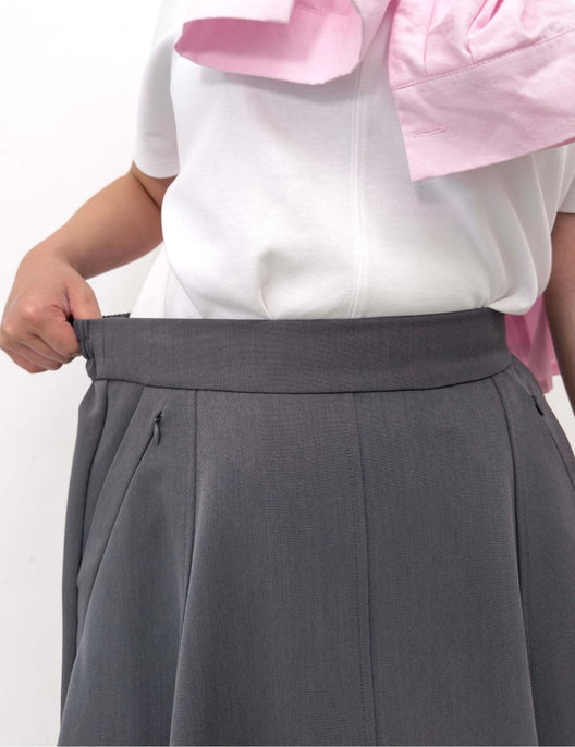 CINEMATIQ ピンタックフレアスカート グレー ディティール