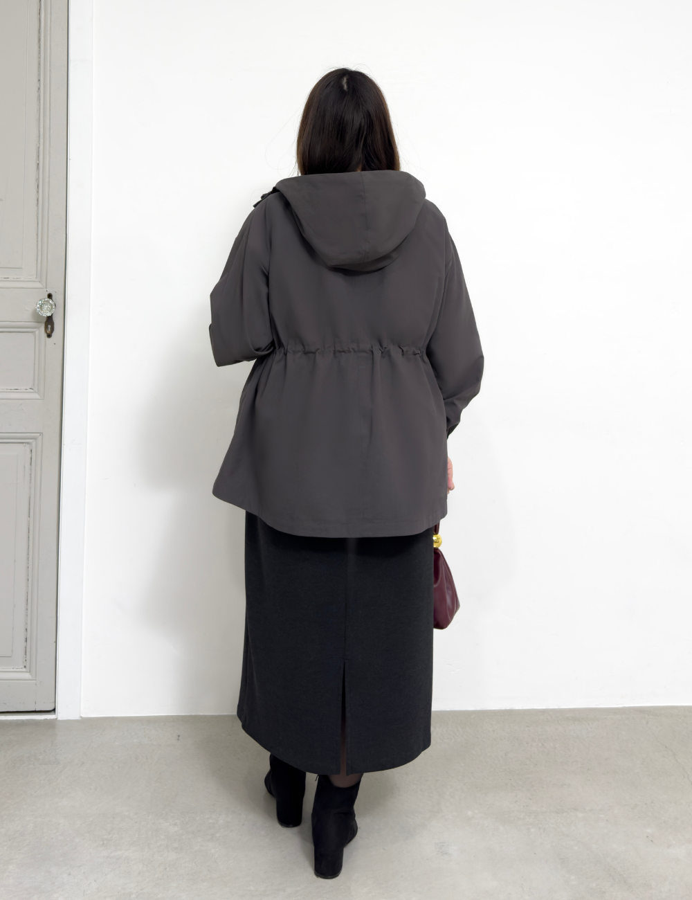 CINEMATIQ 【日本製生地】撥水難燃タウンジャケット グレー 背面 モデル着用