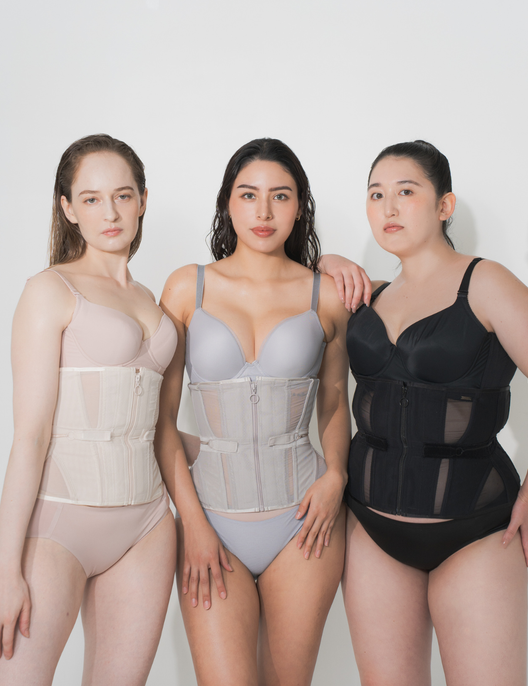 Enchanted Corset 新2026日本製　Venus（ヴィーナス）ベージュ グレージュ ブラック 正面 モデル着用