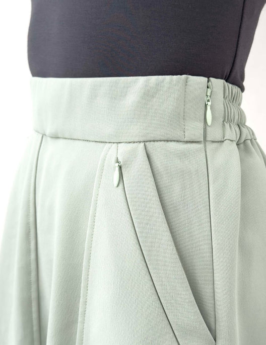 CINEMATIQ ピンタックフレアスカート ライトグリーン ディティール