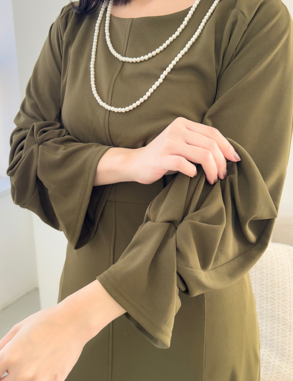 CINEMATIQ ウエストリボンワンピ カーキ ディティール