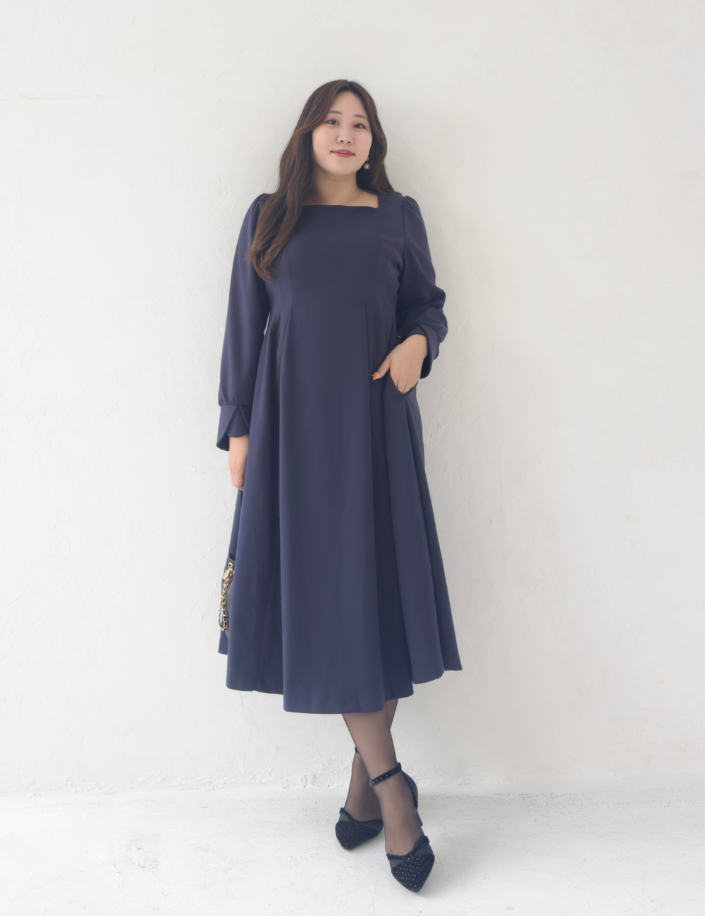 首延長】グレースワンピ| CINEMATIQ by Pinup Closet 首延長】グレースワンピ| CINEMATIQ by Pinup Closet