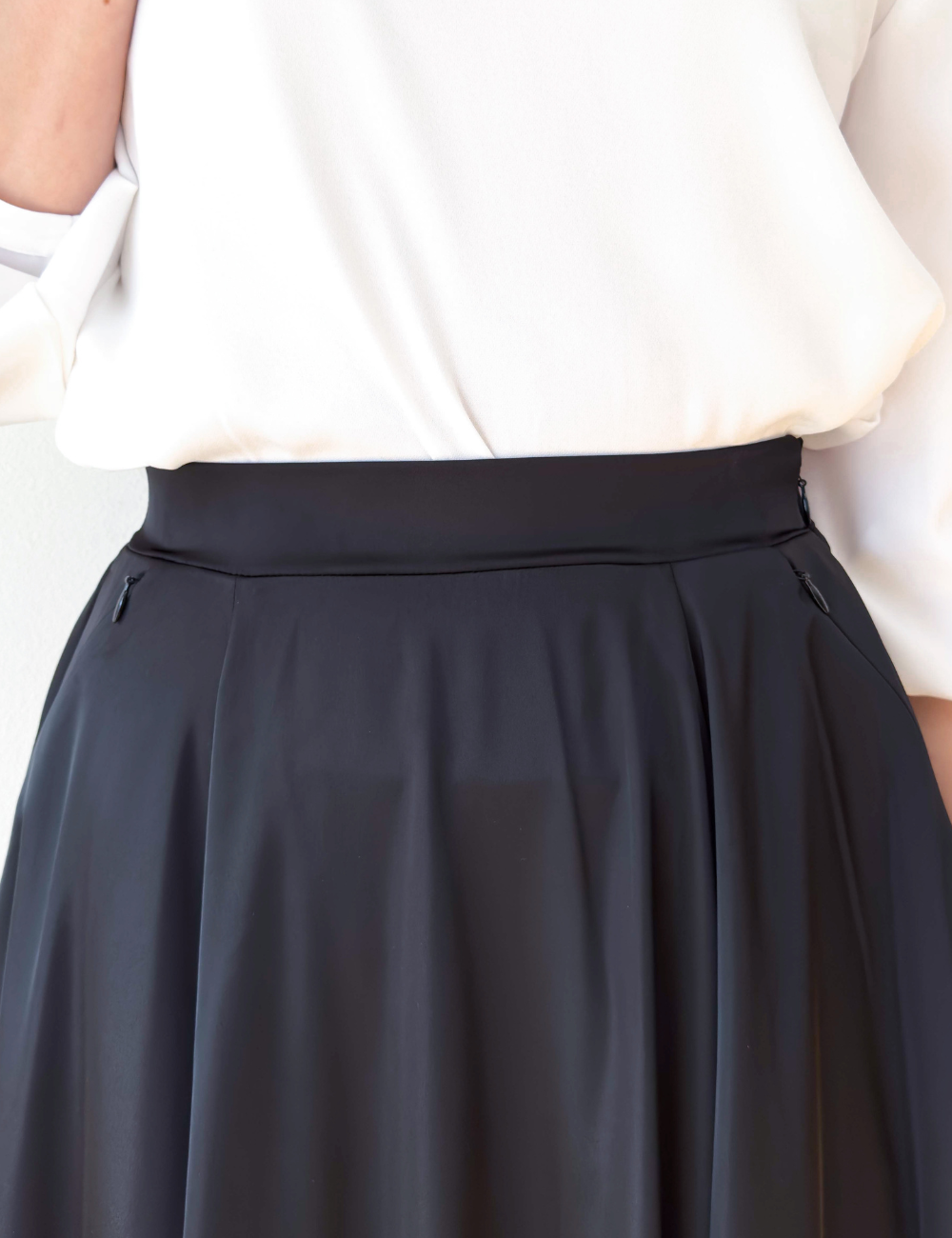 [Concert] Satin Long Skirt [Chorus]