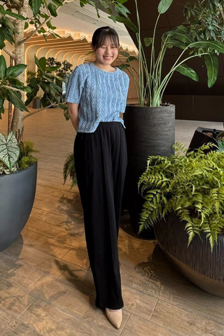 セットアップのトップスとパンツの着回しコーディネート