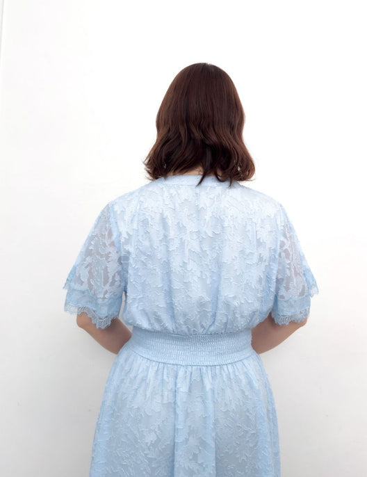 CINEMATIQ カットジャガードワンピ ライトブルー ディティール