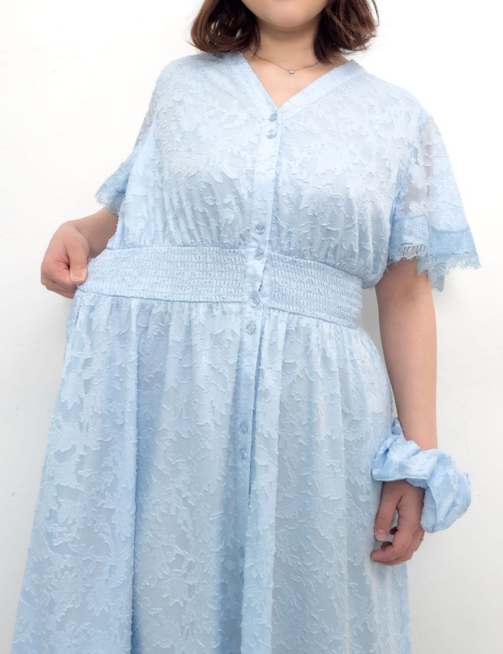 CINEMATIQ カットジャガードワンピ ライトブルー ディティール