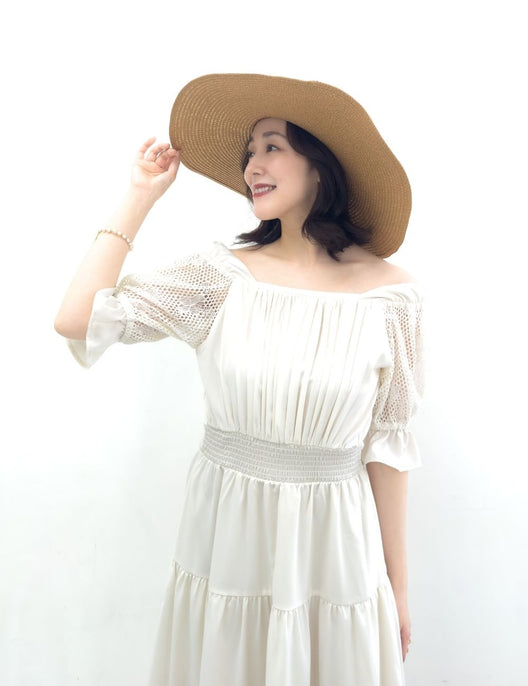 つば広女優帽