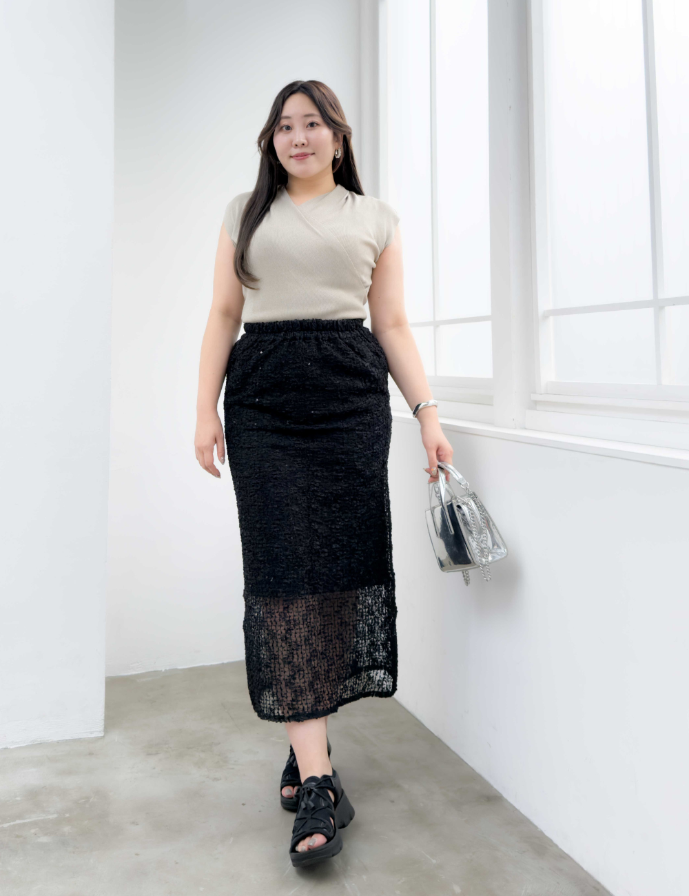 シアーストレッチレーススカート