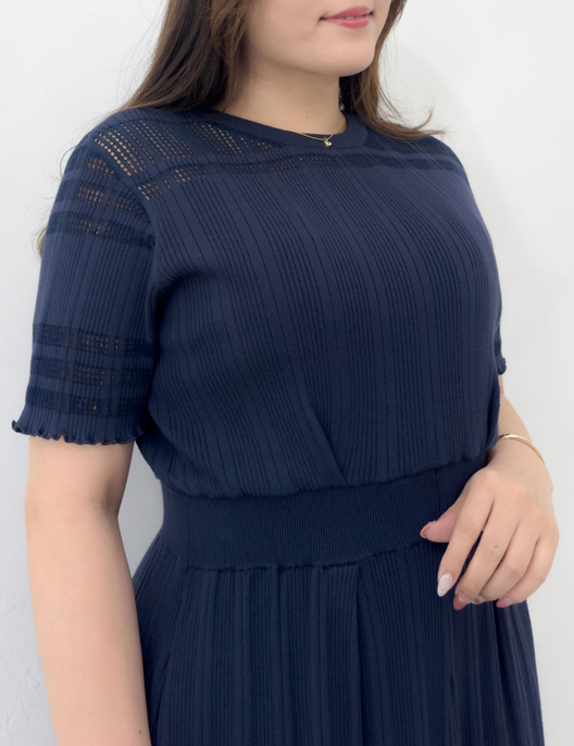 CINEMATIQ 2wayシアーニットワンピ ネイビー ディティール
