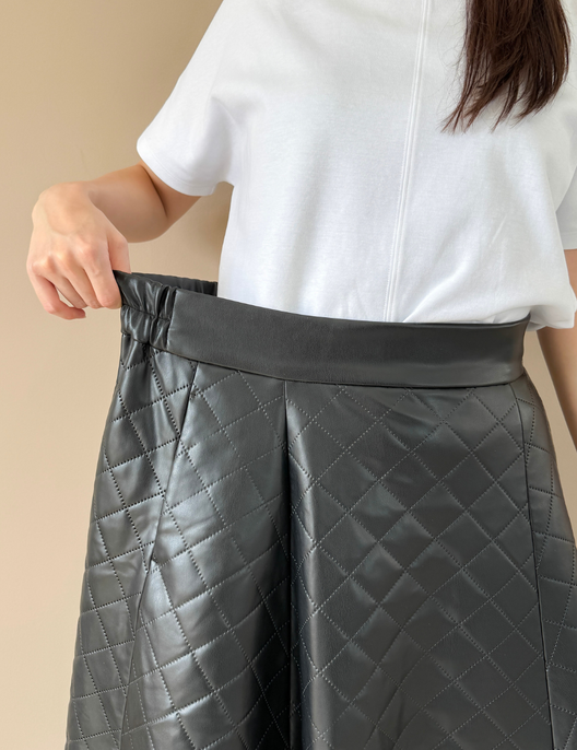 [Basic Line] Double Pocket Flared Skirt