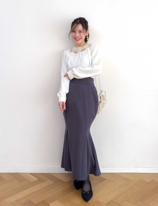 【べーシックライン】ダブルポケットポンチマーメイドスカート