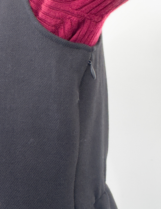 【べーシックライン】ダブルポケットジャンパースカート