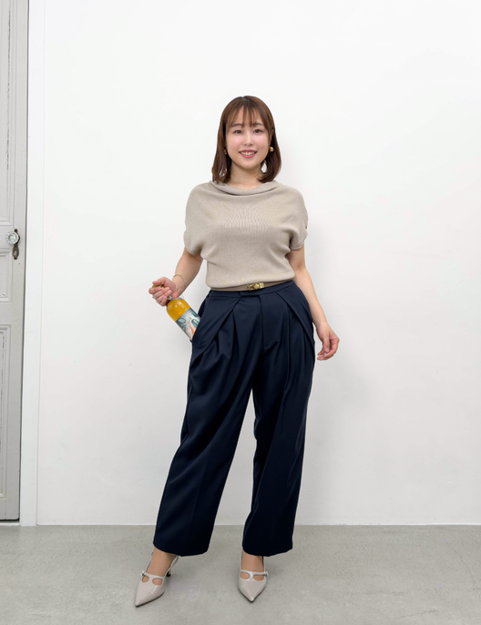 CINEMATIQ 低身長さん専用パンツ ネイビー 正面 モデル着用