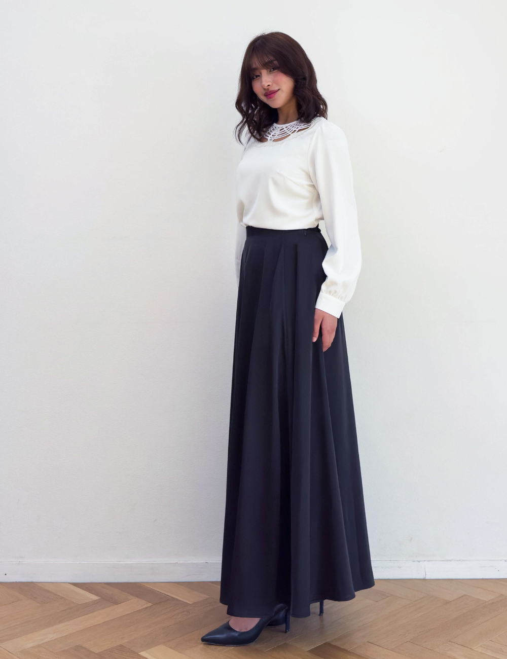 [Concert] Satin Long Skirt [Chorus]