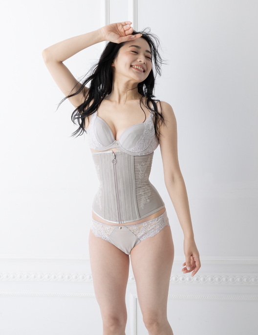 pinup closet シレーヌコルセット補正下着元鈴木さん pinup closet シレーヌコルセット補正下着元鈴木さん
