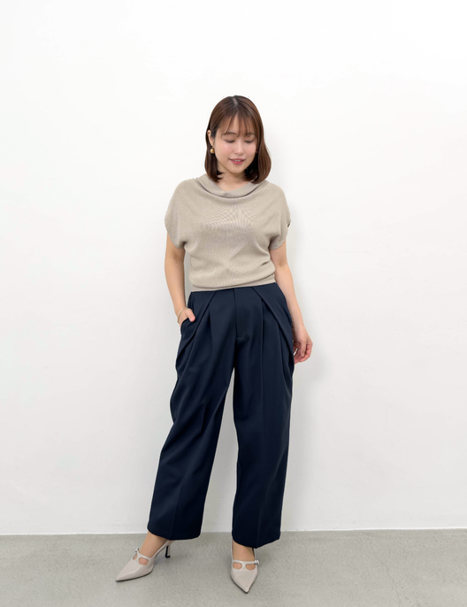 CINEMATIQ 低身長さん専用パンツ ネイビー 正面 モデル着用