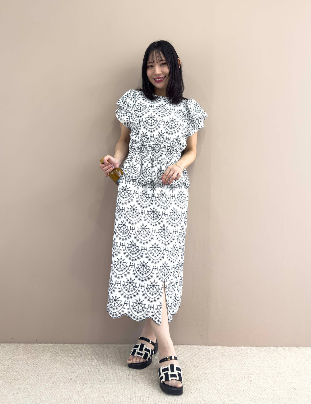 2way総刺繍ペプラムワンピ