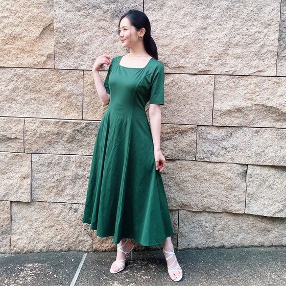 ジェーンワンピース(ブラック・ネイビー・モスグリーン)| CINEMATIQ