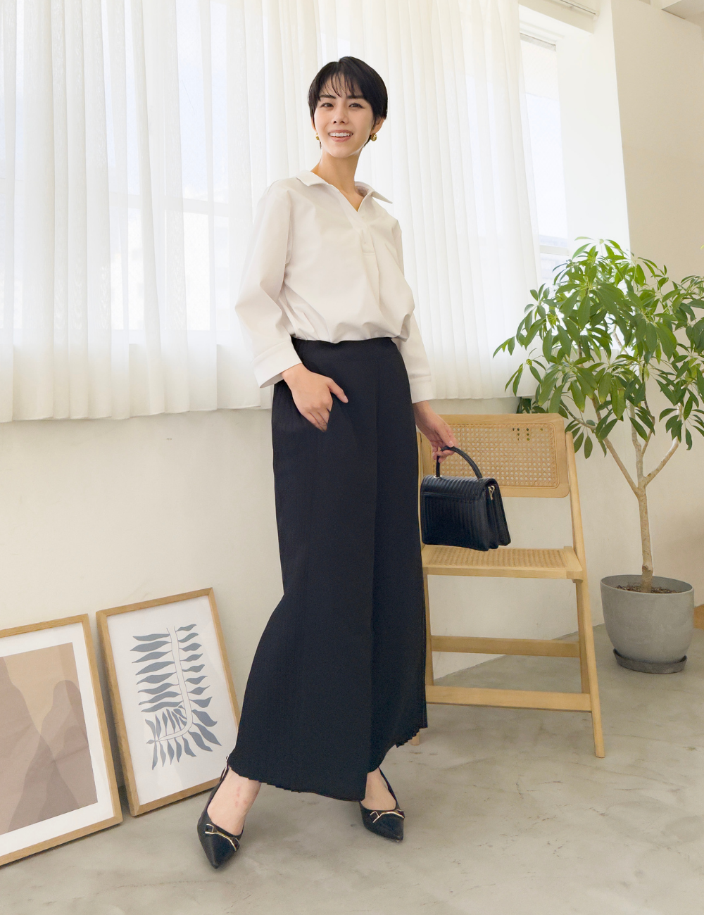 Side pleated straight pants