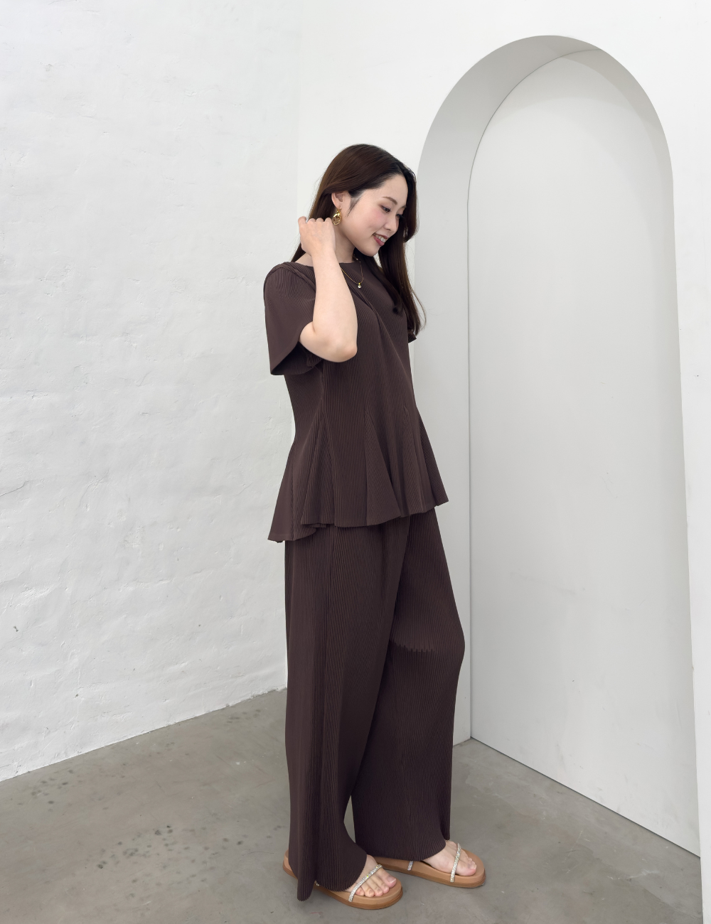 Pleated pants