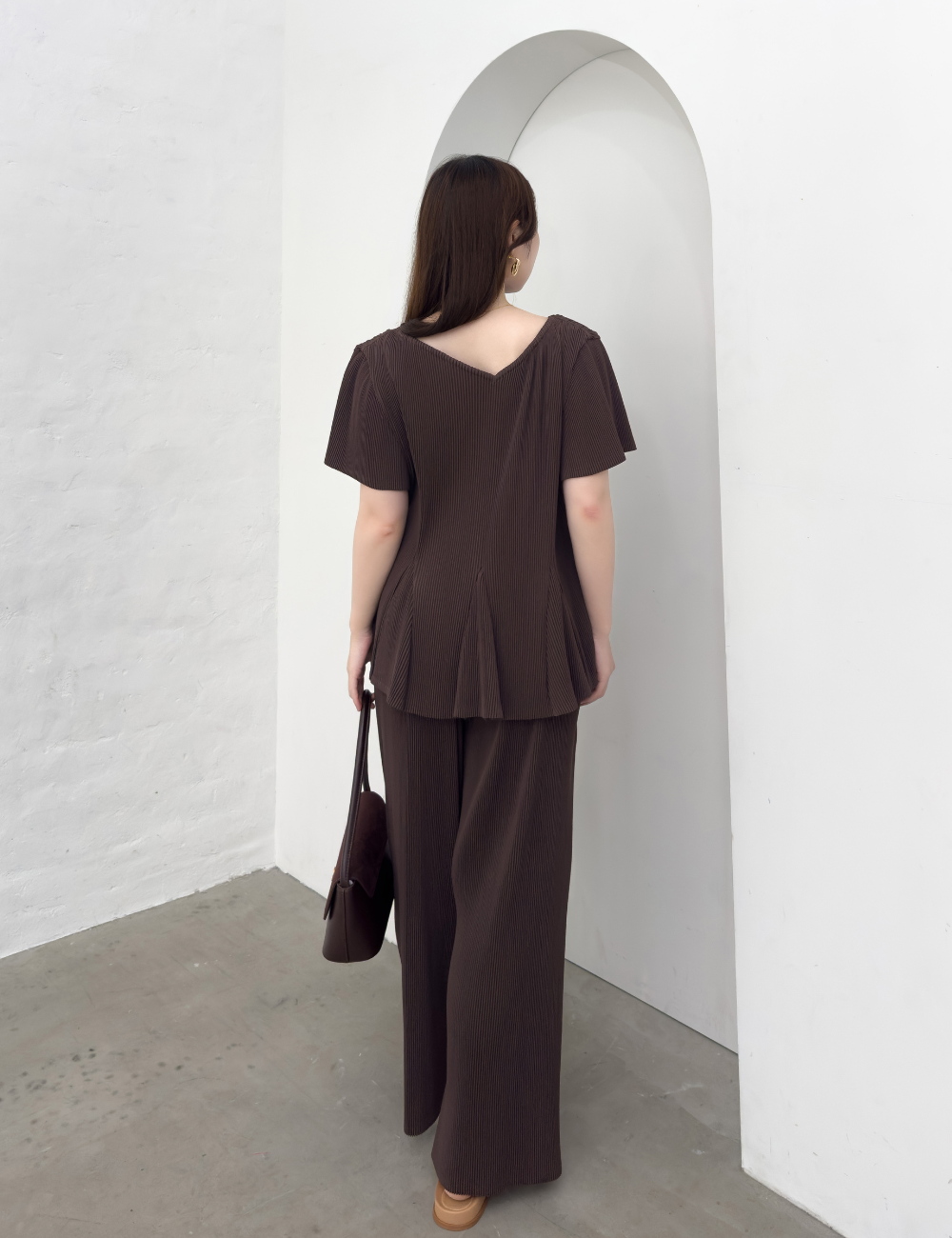 Pleated pants