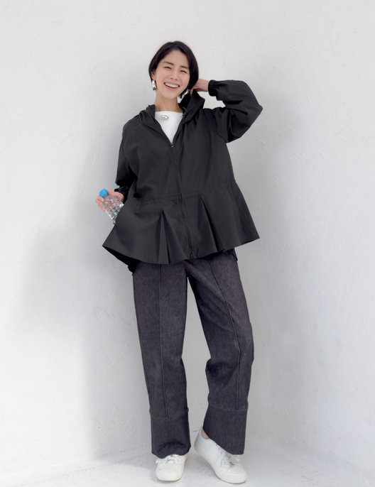 CINEMATIQ 撥水UVカットパーカー ブラック 正面 モデル着用