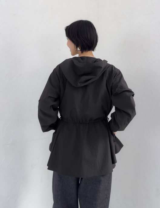 CINEMATIQ 撥水UVカットパーカー ブラック アップ モデル着用