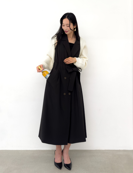 CINEMATIQ リアルフリージレワンピ ブラック 正面 モデル着用