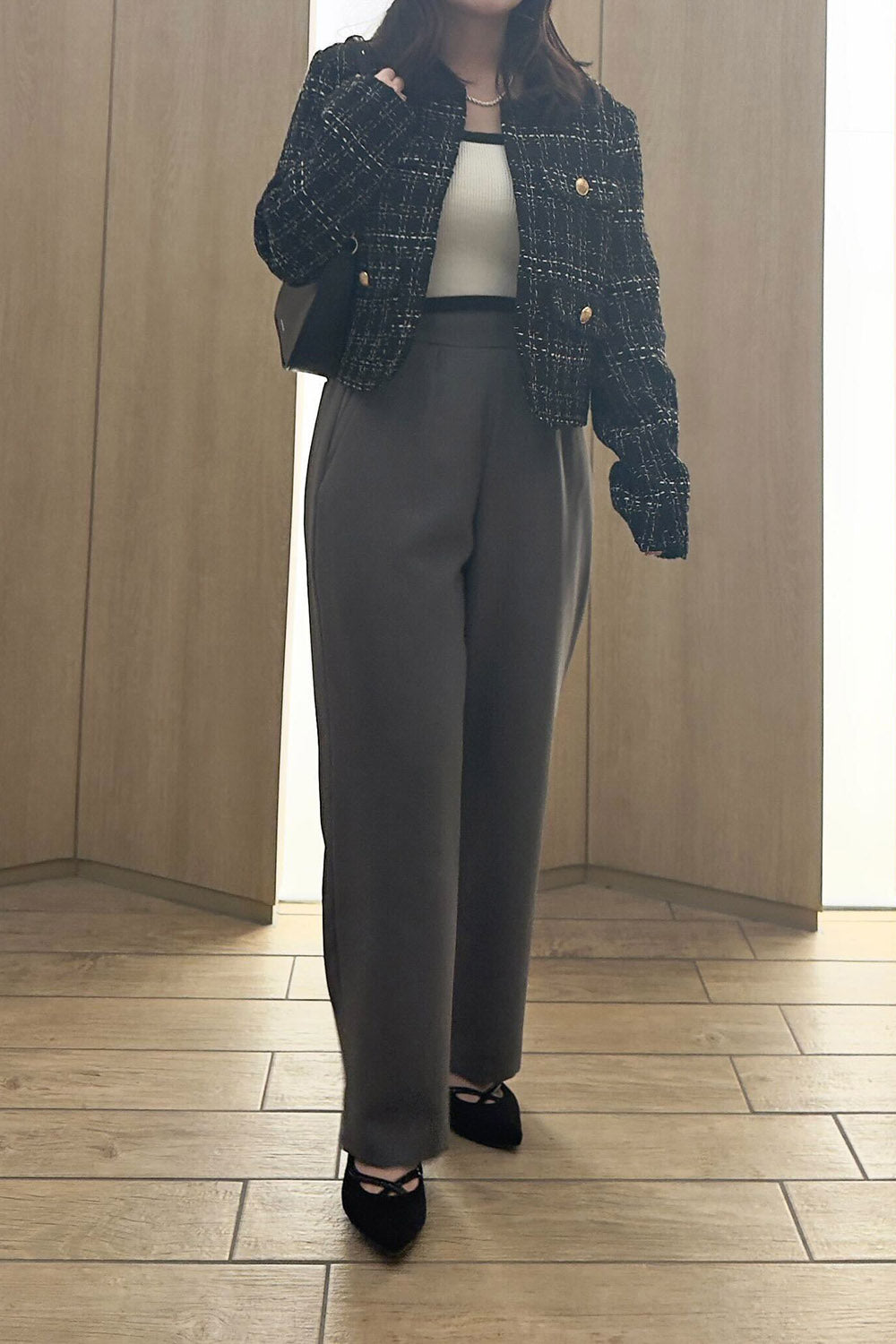 Office casual outfit with barrel leg pants