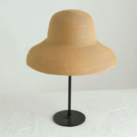 Actress hat